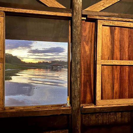 Cabana Flotante Kurupira Leticia Exteriör bild